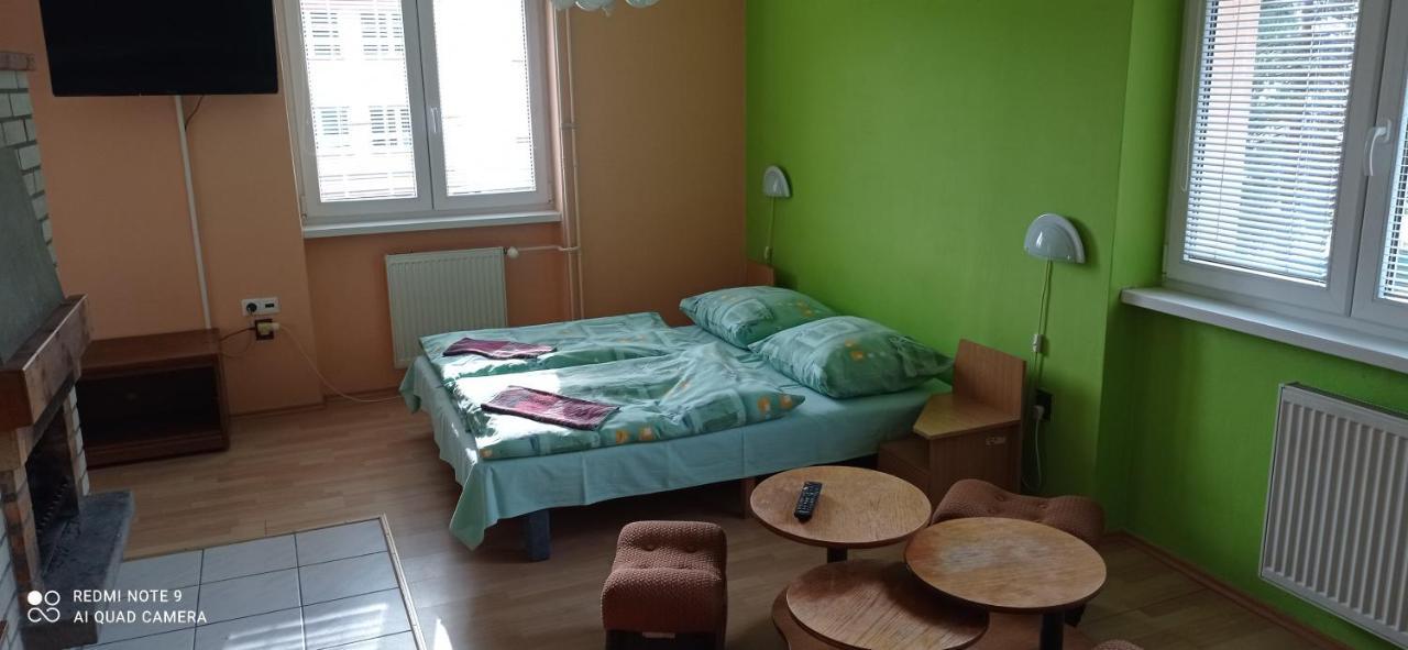 Salatin Hotel Ружомберок Екстериор снимка