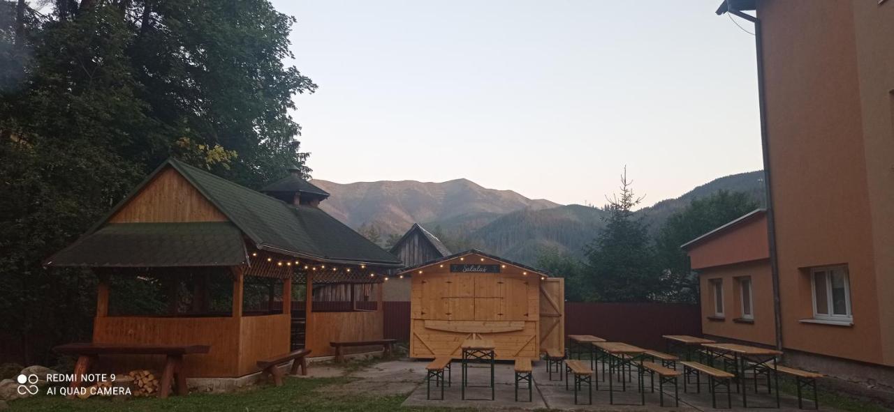 Salatin Hotel Ружомберок Екстериор снимка